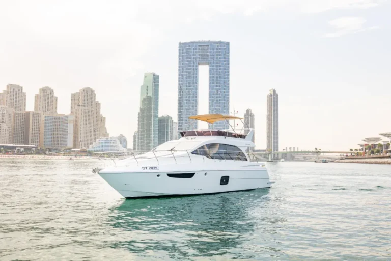 Zia – Private 52FT Yacht Dubai