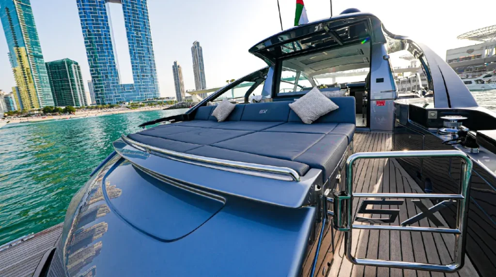 Pershing 5X – Private Yacht Dubai – 13