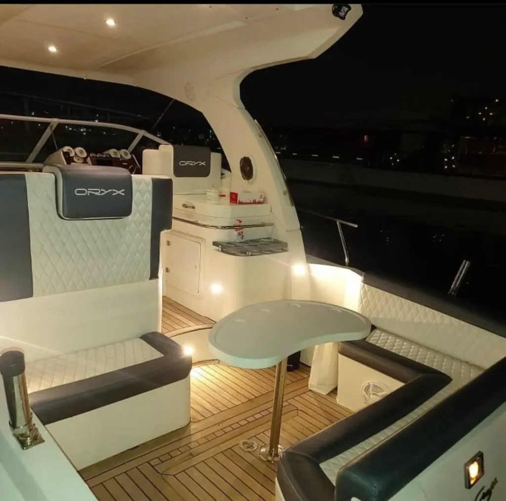 Birthday Yacht Party Dubai – 36 ft (10 Guests) – 30