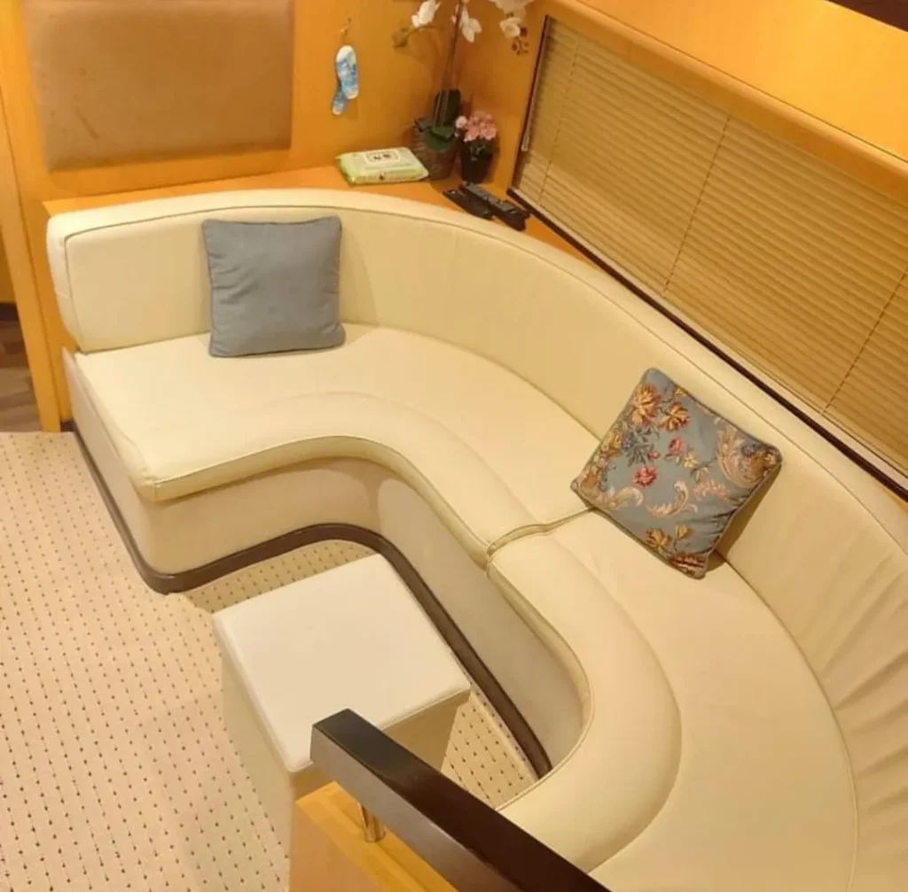 Birthday Yacht Party Dubai – 36 ft (10 Guests) – 29