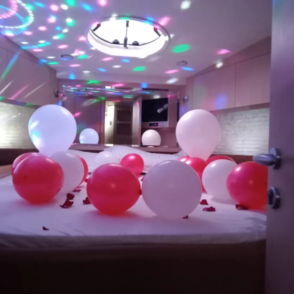 Birthday Yacht Party Dubai – 36 ft (10 Guests) – 28
