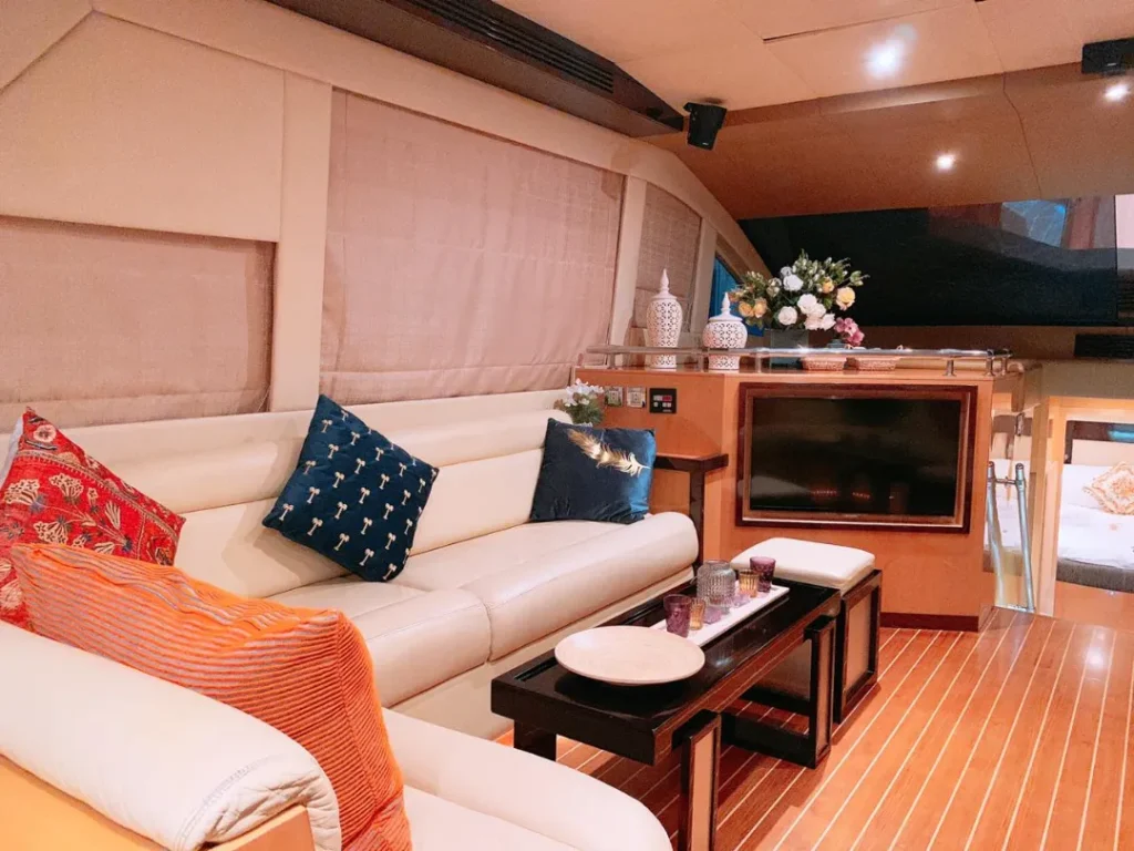 Birthday Yacht Party Dubai – 66 ft (21 Guests) – 17