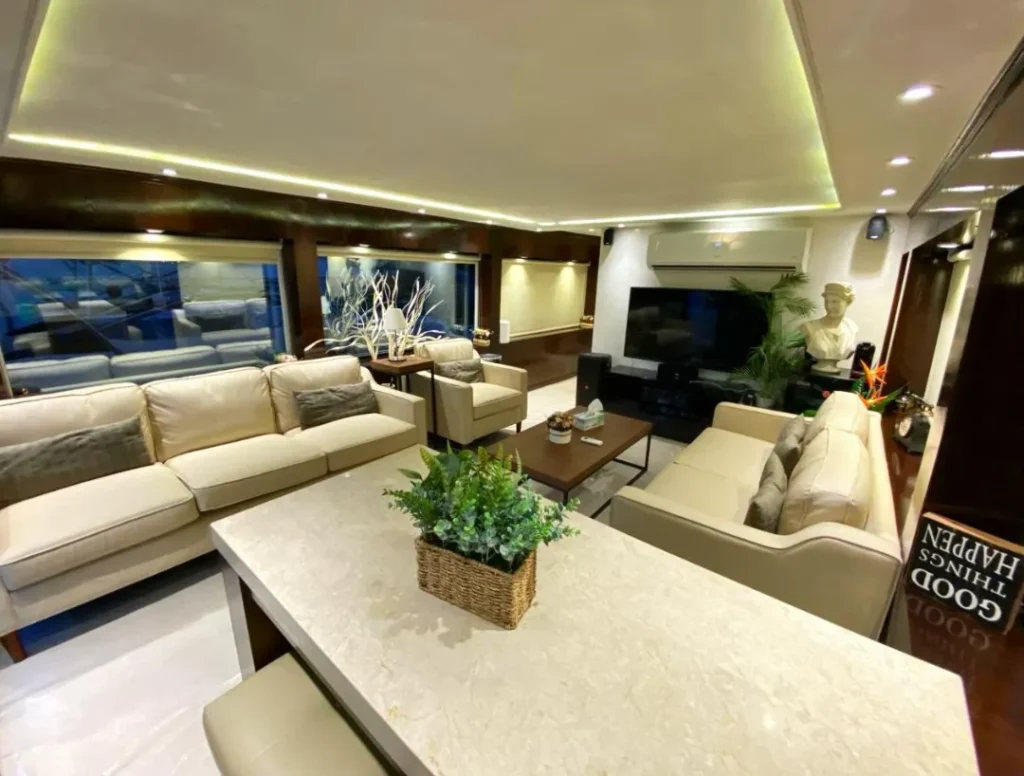 Haya Houseboat – 12