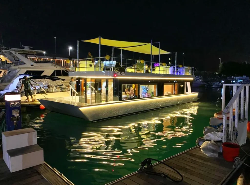 Haya Houseboat – 7