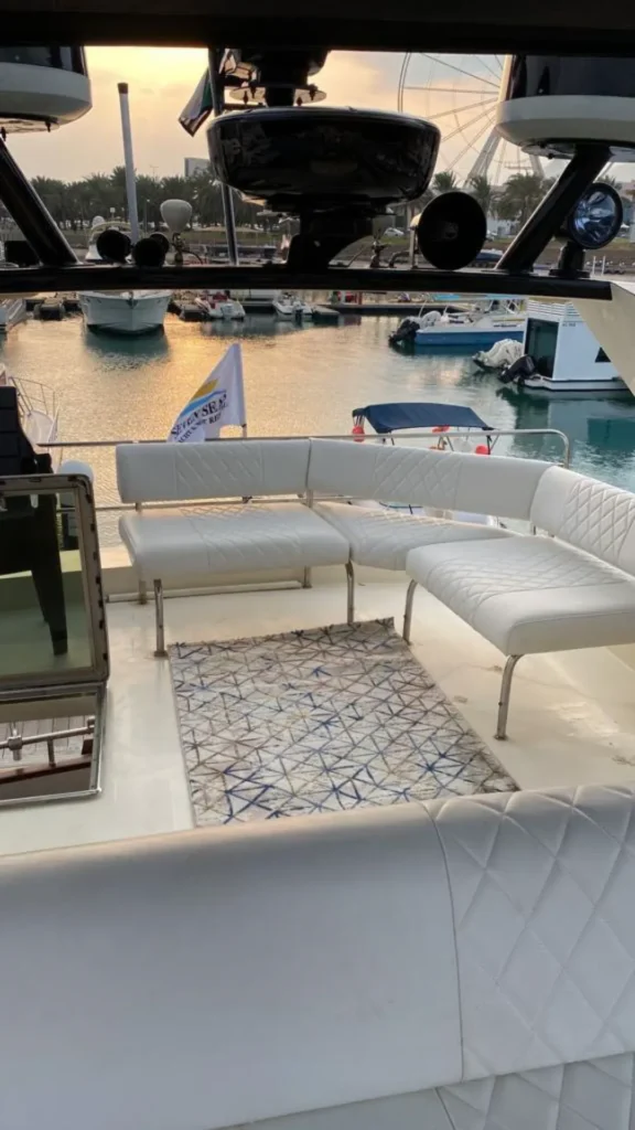 Italy Yacht 62 – 15