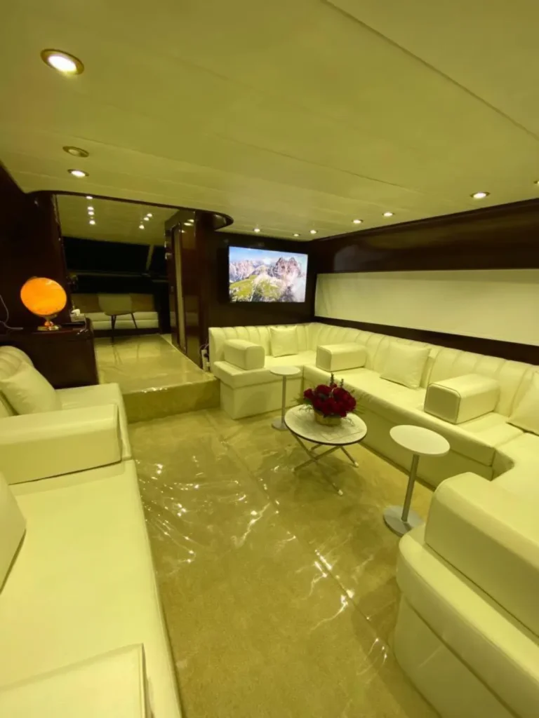 Italy Yacht 62 – 7