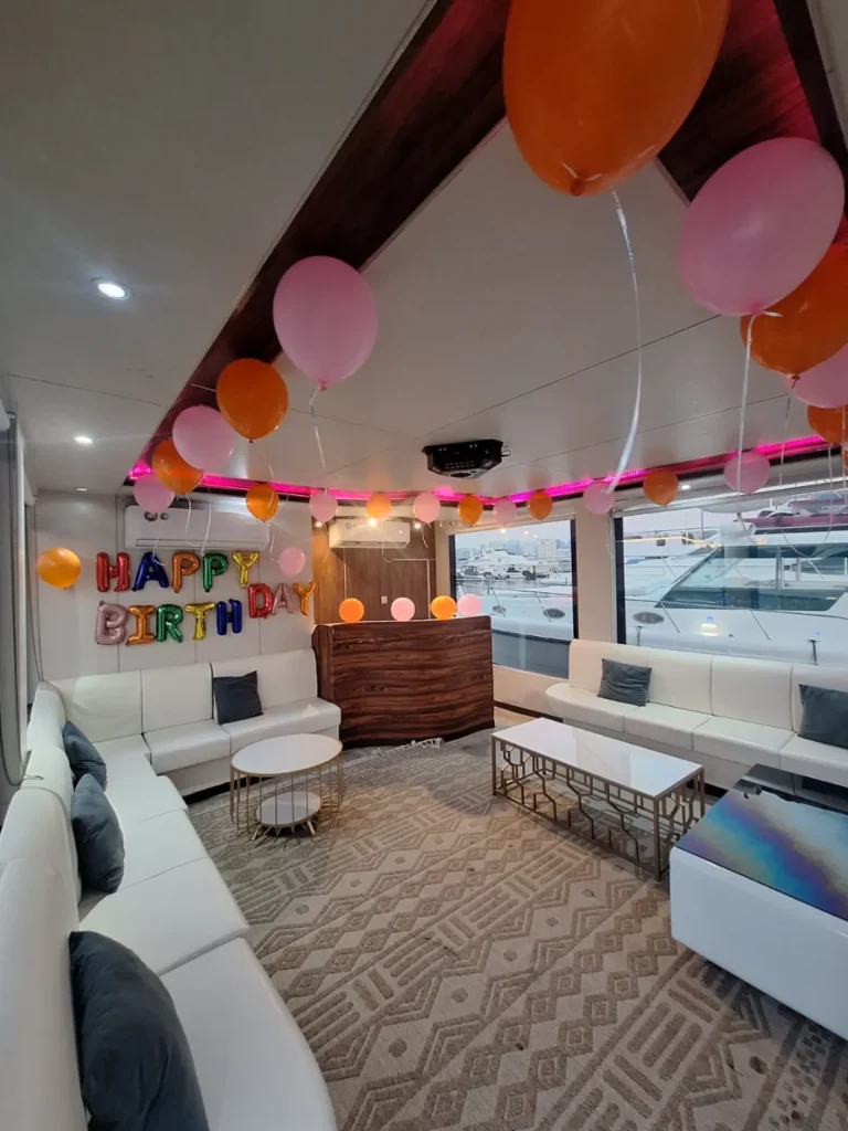 Ria Houseboat 1 – 6