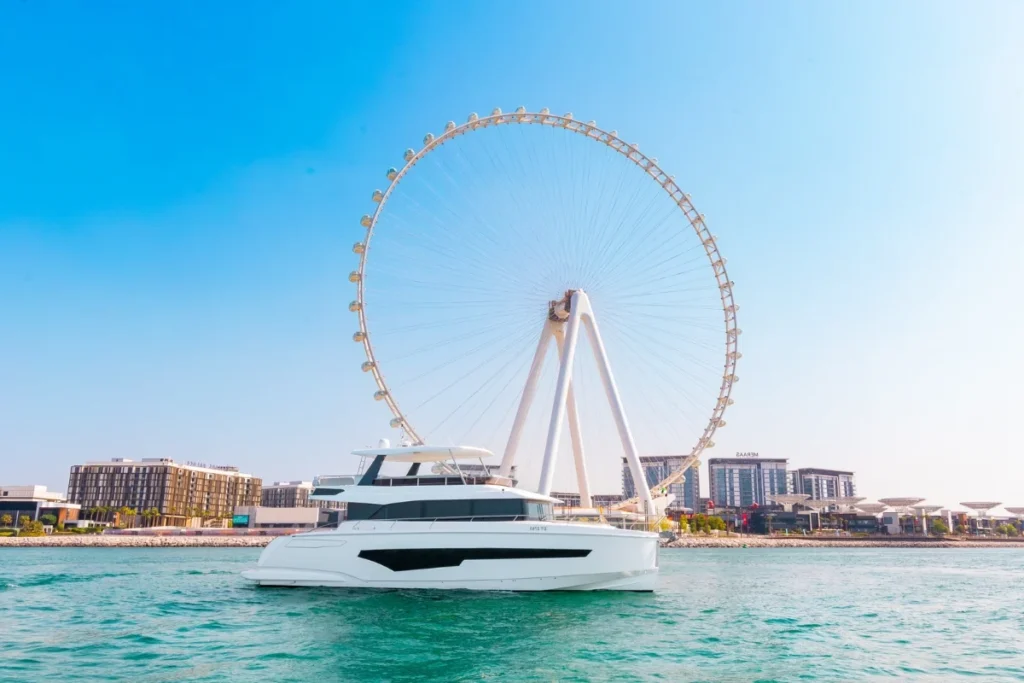 Amber 62 – Private Yacht Dubai – 2