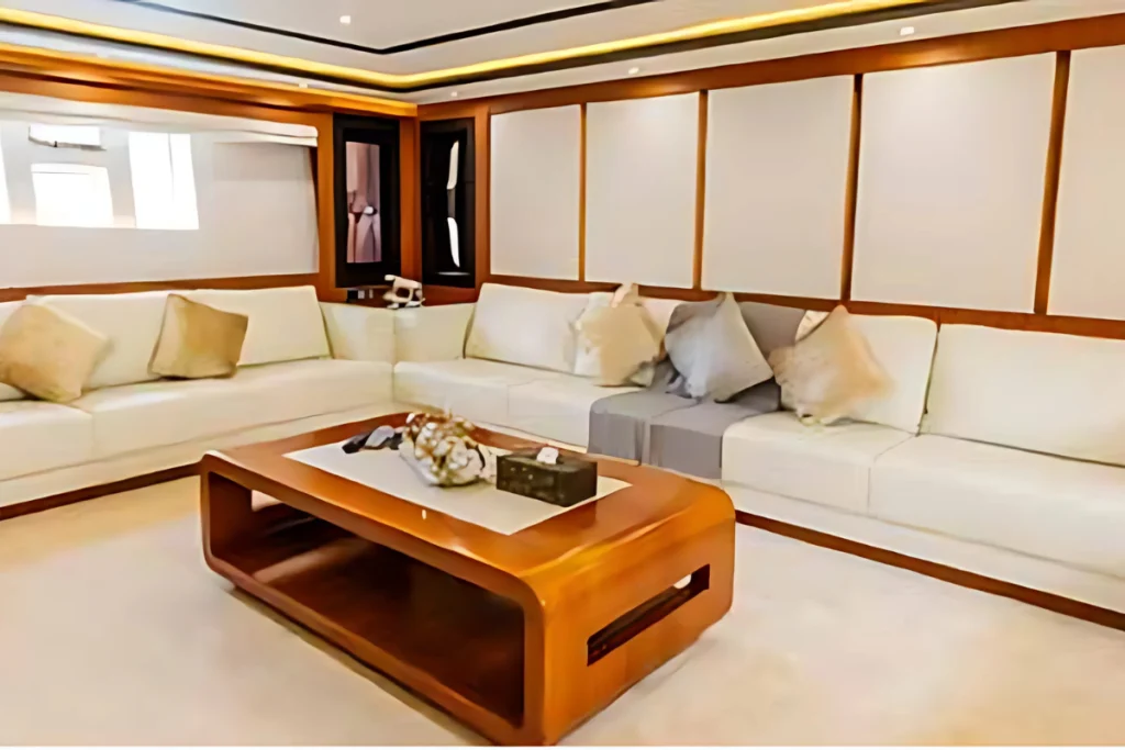 Blaze 96 – Private Yacht Dubai – 5
