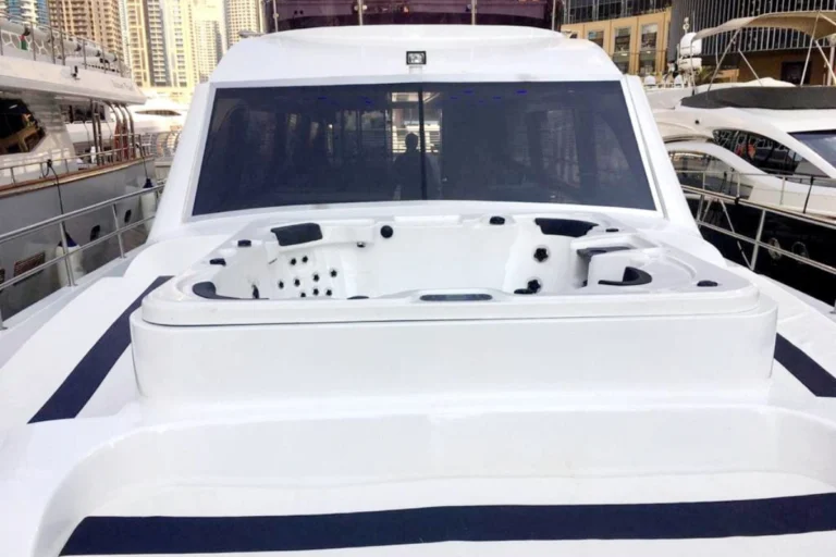 Celeste 95 – Private Yacht Dubai – 5