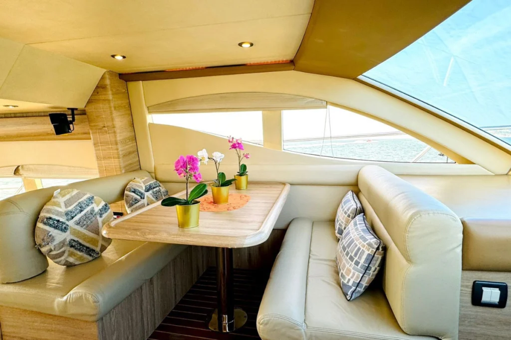 Dana 50 – Private Yacht Dubai – 2