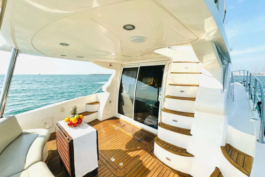 Dana 50 – Private Yacht Dubai – 4