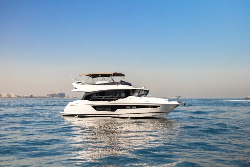 Falcon 56 – Private Yacht Dubai – 1