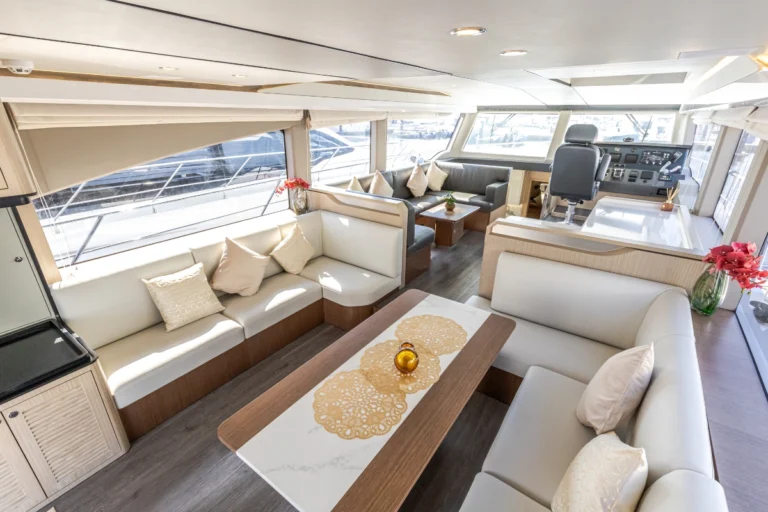 Falcon 56 – Private Yacht Dubai – 4