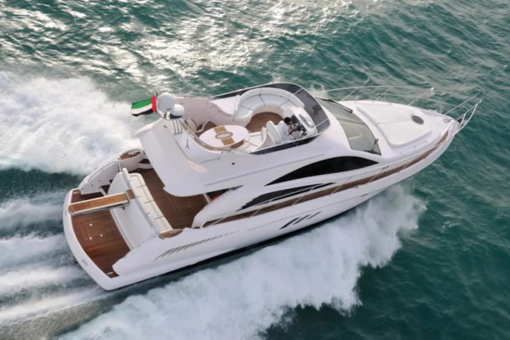 Farah 55 – Private Yacht Dubai – 2