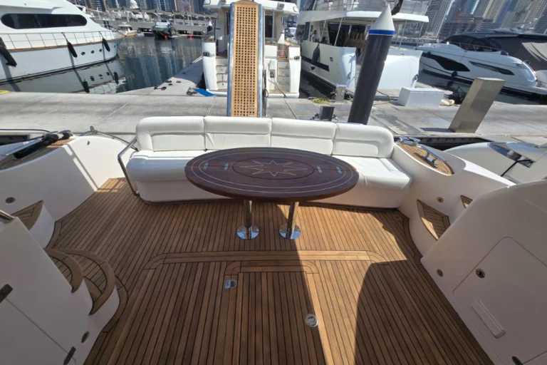 Farah 55 – Private Yacht Dubai – 5