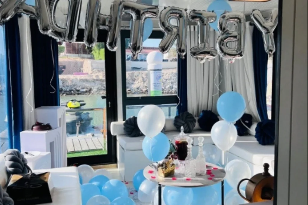 Gem Houseboat Abu Dhabi – 5