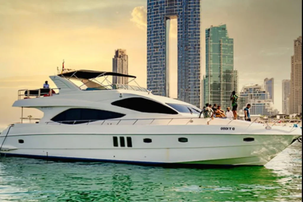 Horizon 70 – Private Yacht Dubai – 1