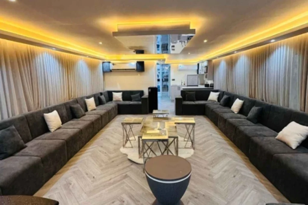 Lagoon Houseboat – مبيت في أبوظبي (3)