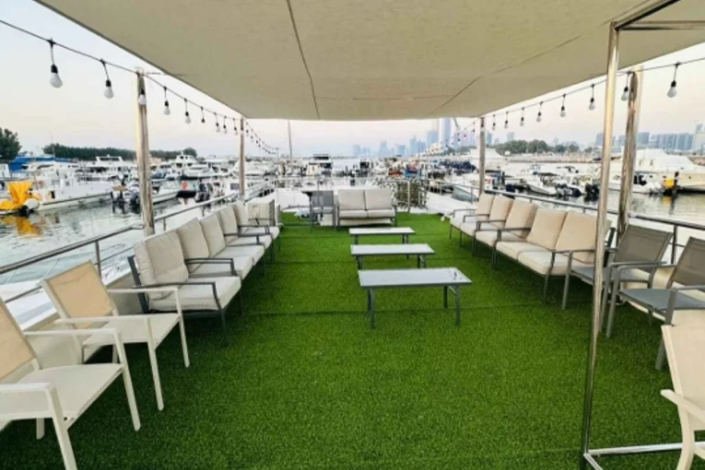 Lagoon Houseboat – مبيت في أبوظبي (4)