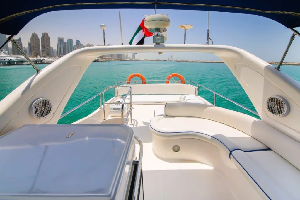 Layan 55 – Private Yacht Dubai – 4