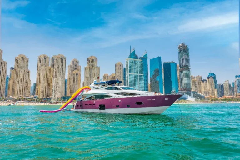 Majestic 110 – Private Yacht Dubai – 2