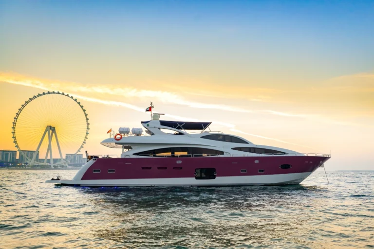 Majestic 110 – Private Yacht Dubai – 3