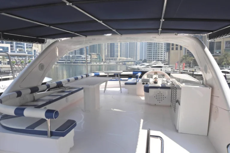 Mirage 90 – Private Yacht Dubai – 5