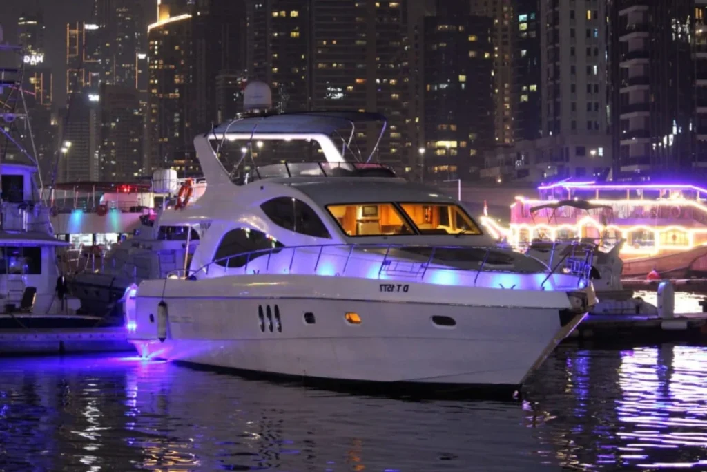 Qamar 56 – Private Yacht Dubai – 1