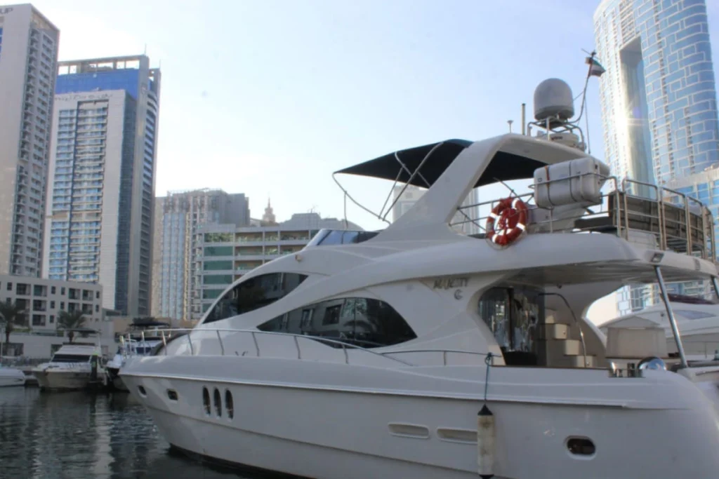 Qamar 56 – Private Yacht Dubai – 2