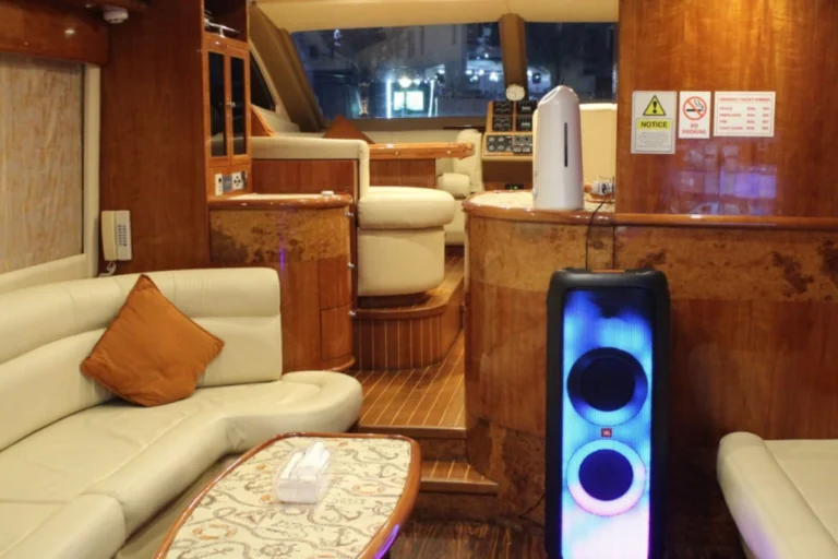 Qamar 56 – Private Yacht Dubai – 5