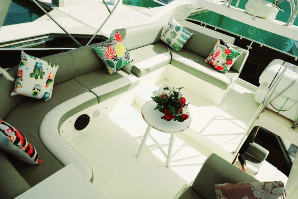 Reem 48 – Private Yacht Dubai – 4