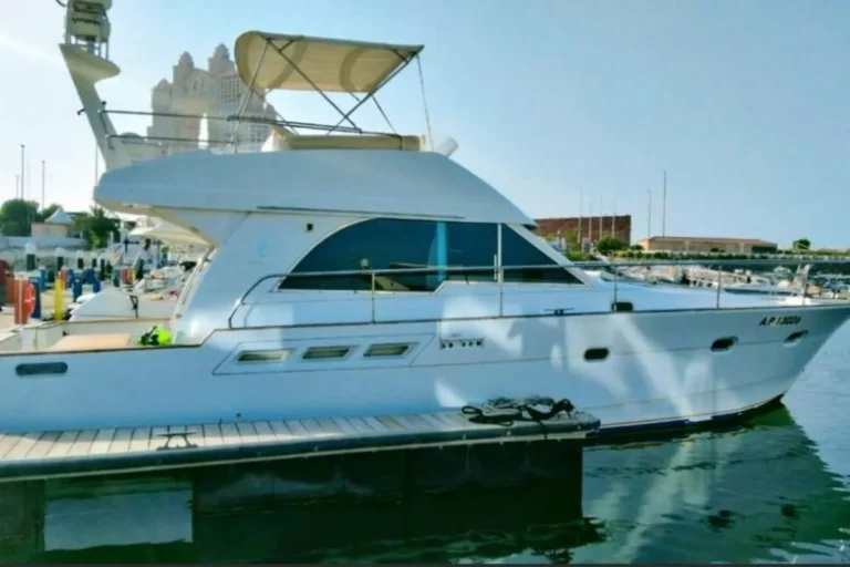 Sky 40 – Private Yacht Abu Dhabi – 3