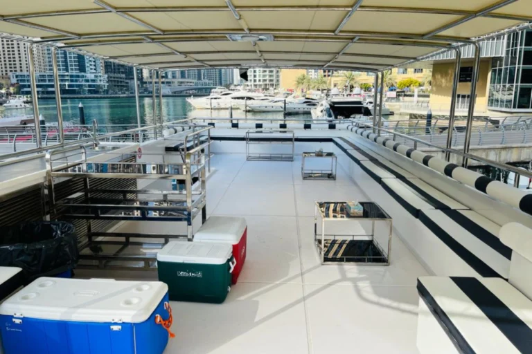 Titan 95 – Private Yacht Dubai – 2