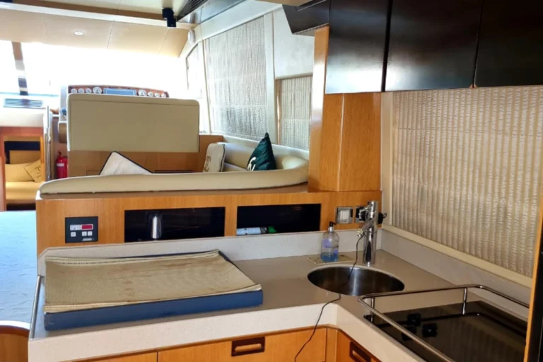 Yasmin 56 – Private Yacht Dubai – 2
