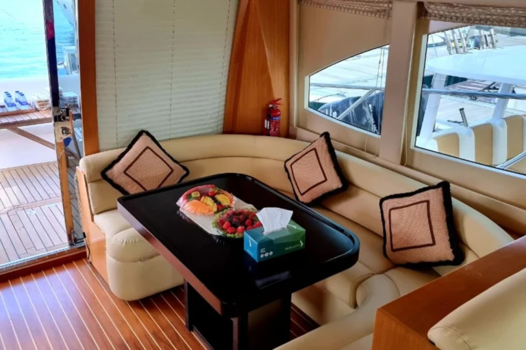 Yasmin 56 – Private Yacht Dubai – 4