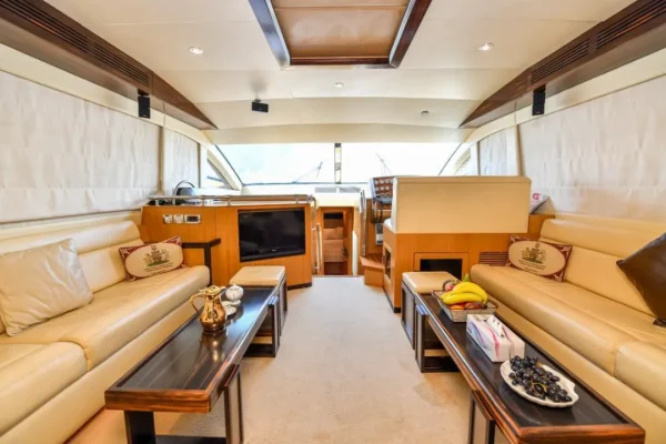 66 ft yacht birthday party in dubai (21)
